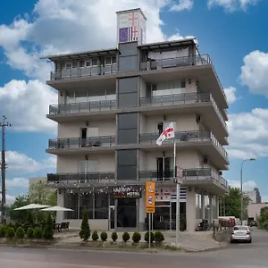 3* Otel Carleone